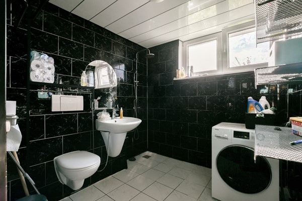 Foto - Te koop: Terneuzenstraat 8, 1324 TM Almere